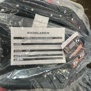 Saddlemen Motorcycle Seat